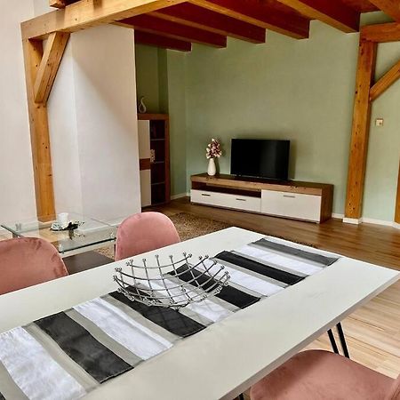 Wanderurlaub Mit Und Ohne Hund! Apartment Harra Bagian luar foto